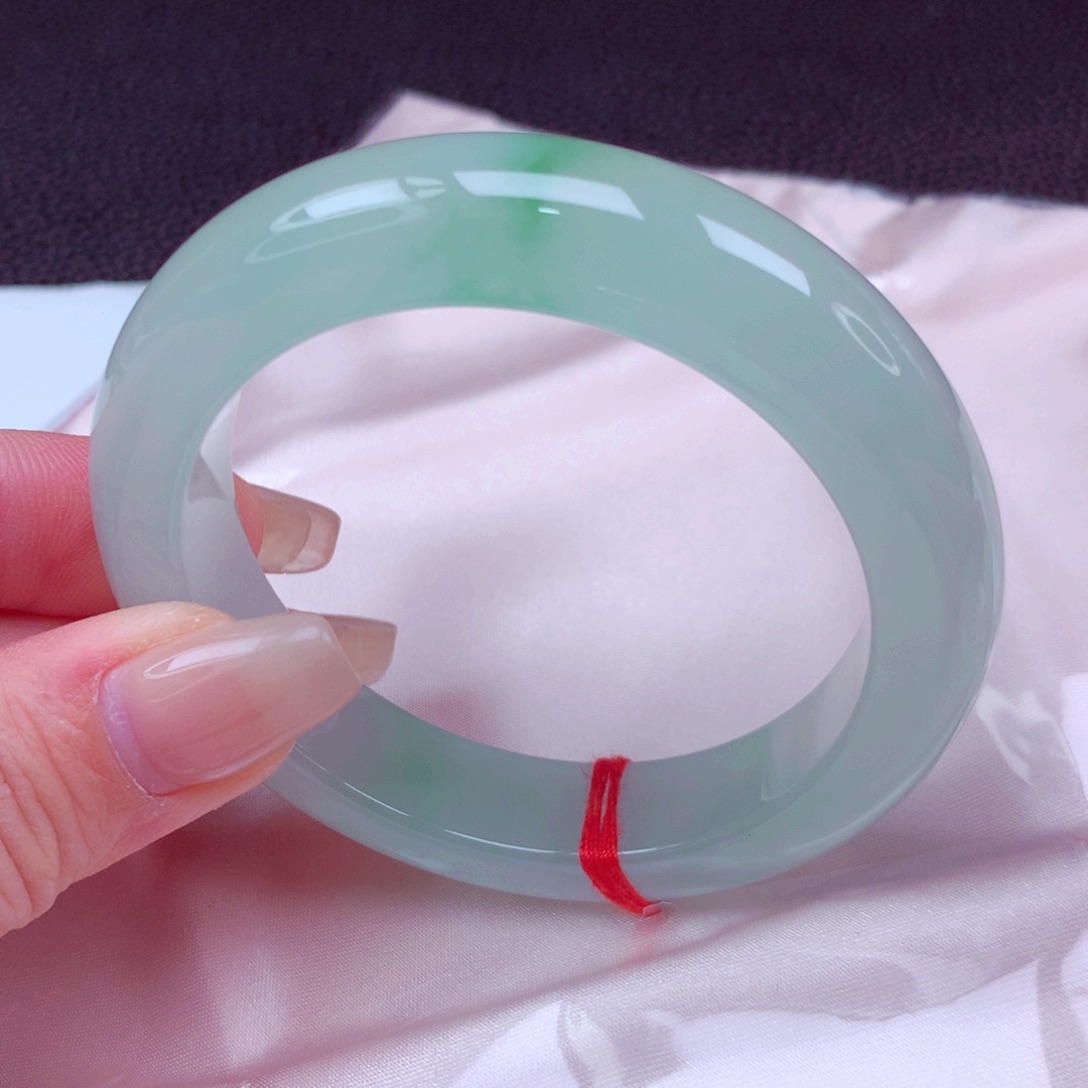 翡翠未镶嵌手镯手镯