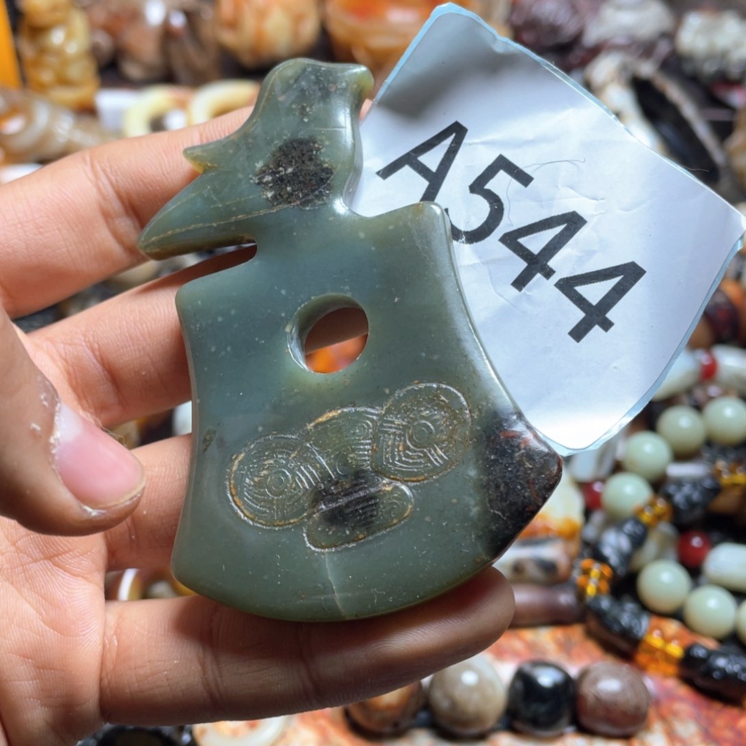 和田玉（糖玉）挂件未镶嵌