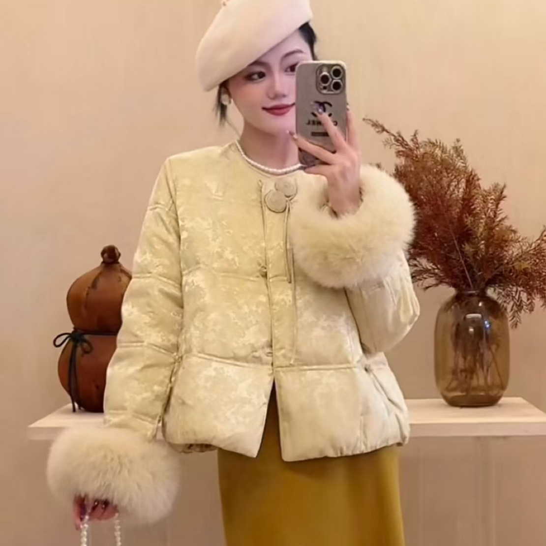 新中式国风流苏盘扣女2025冬季新款短款圆领石墨烯棉服外套