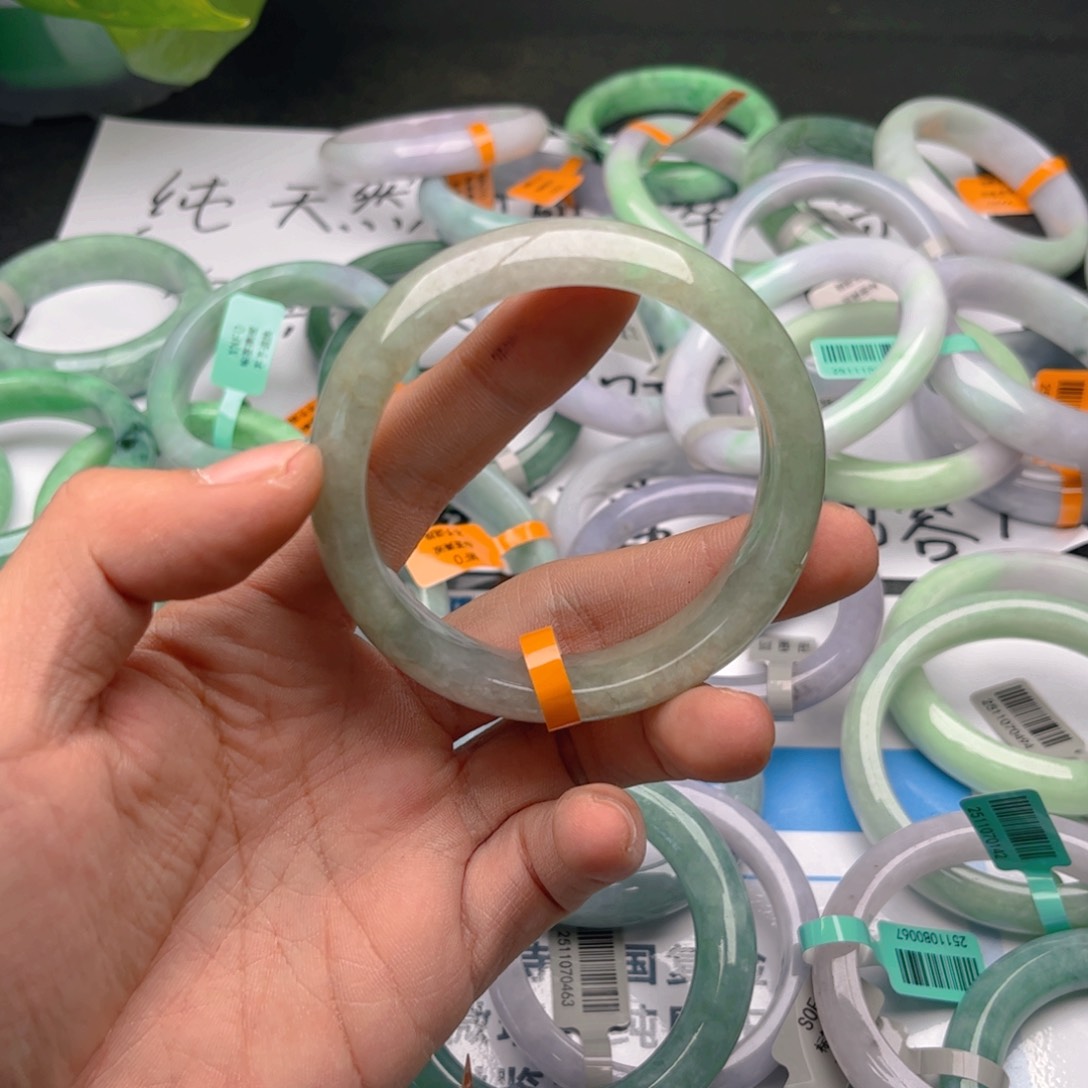 未镶嵌手镯翡翠5859。117