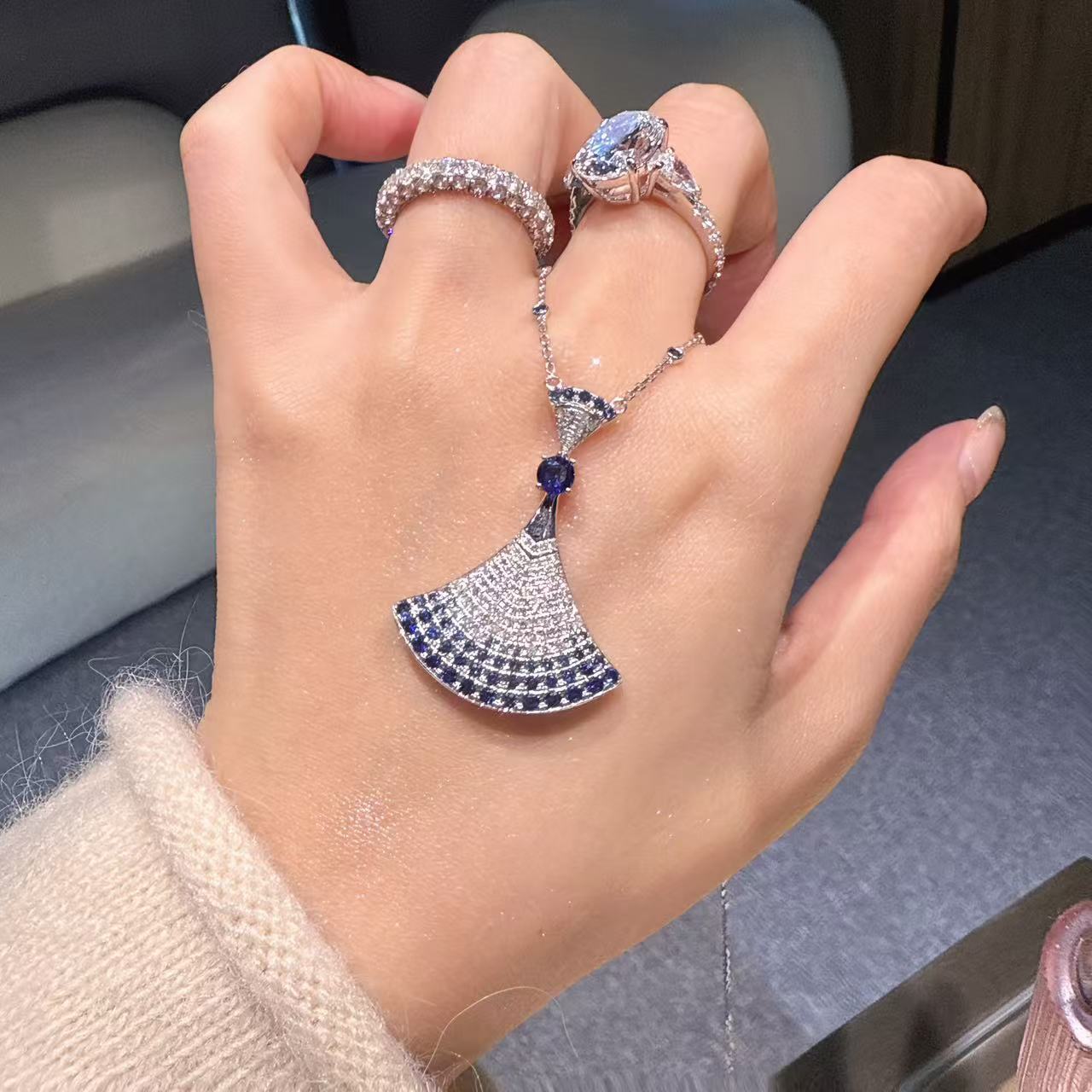 QANNA【大号蓝色裙子】【重金版】气质高级时尚锁骨链钻石项链AF