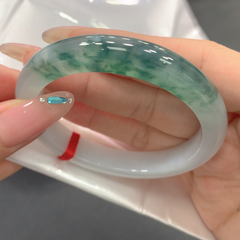 【闪购商品】翡翠手镯未镶嵌翡翠
