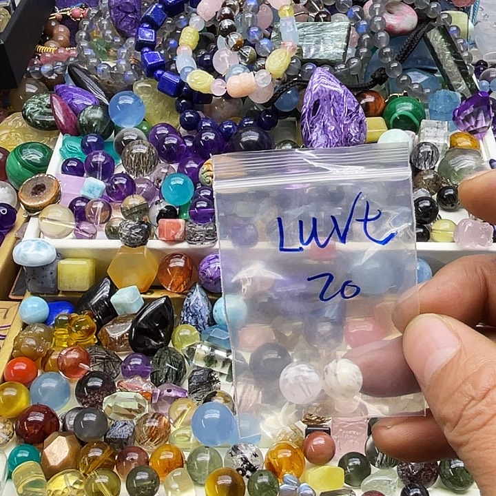 L***e手链银S925镶嵌水晶