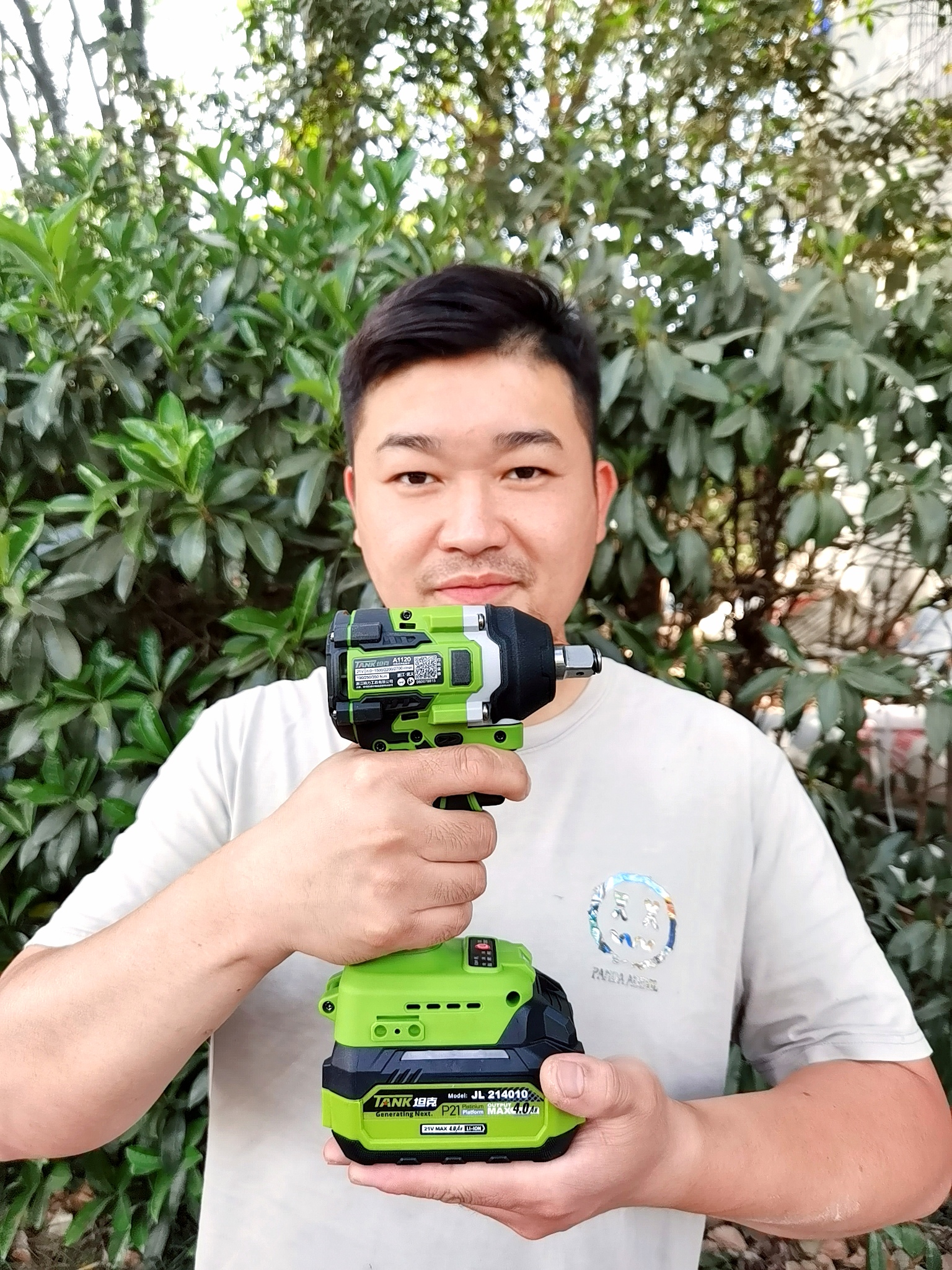 坦克A1120无刷锂电动扳手扭力充电冲击风炮汽修架子工人