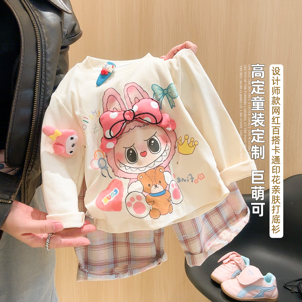 2025秋季新款女童长袖T恤网红小女孩打底衫韩系百搭可爱玩偶上衣