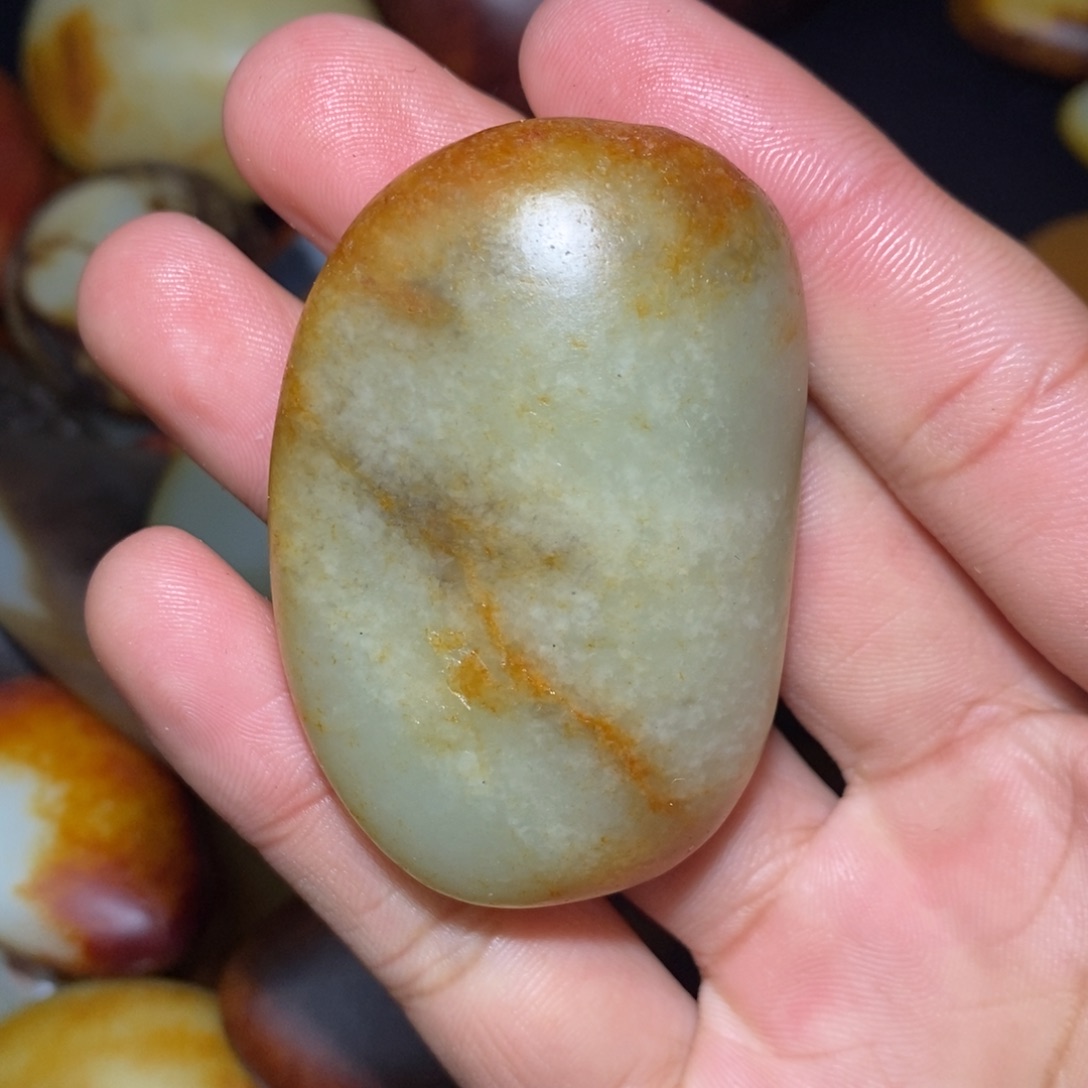 和田玉未镶嵌珠宝奇石