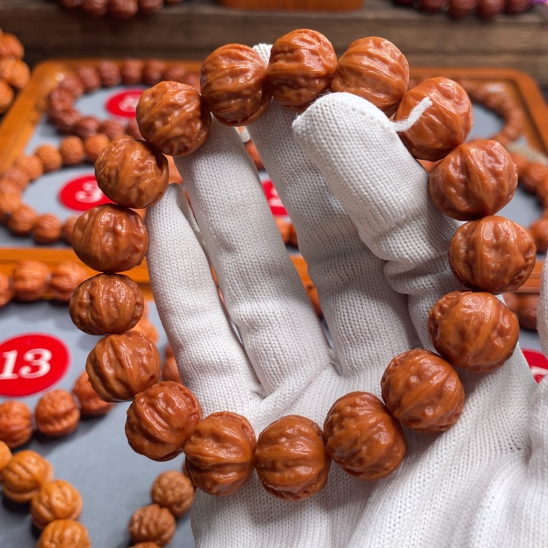 郑****手串文玩核桃粗筋西瓜