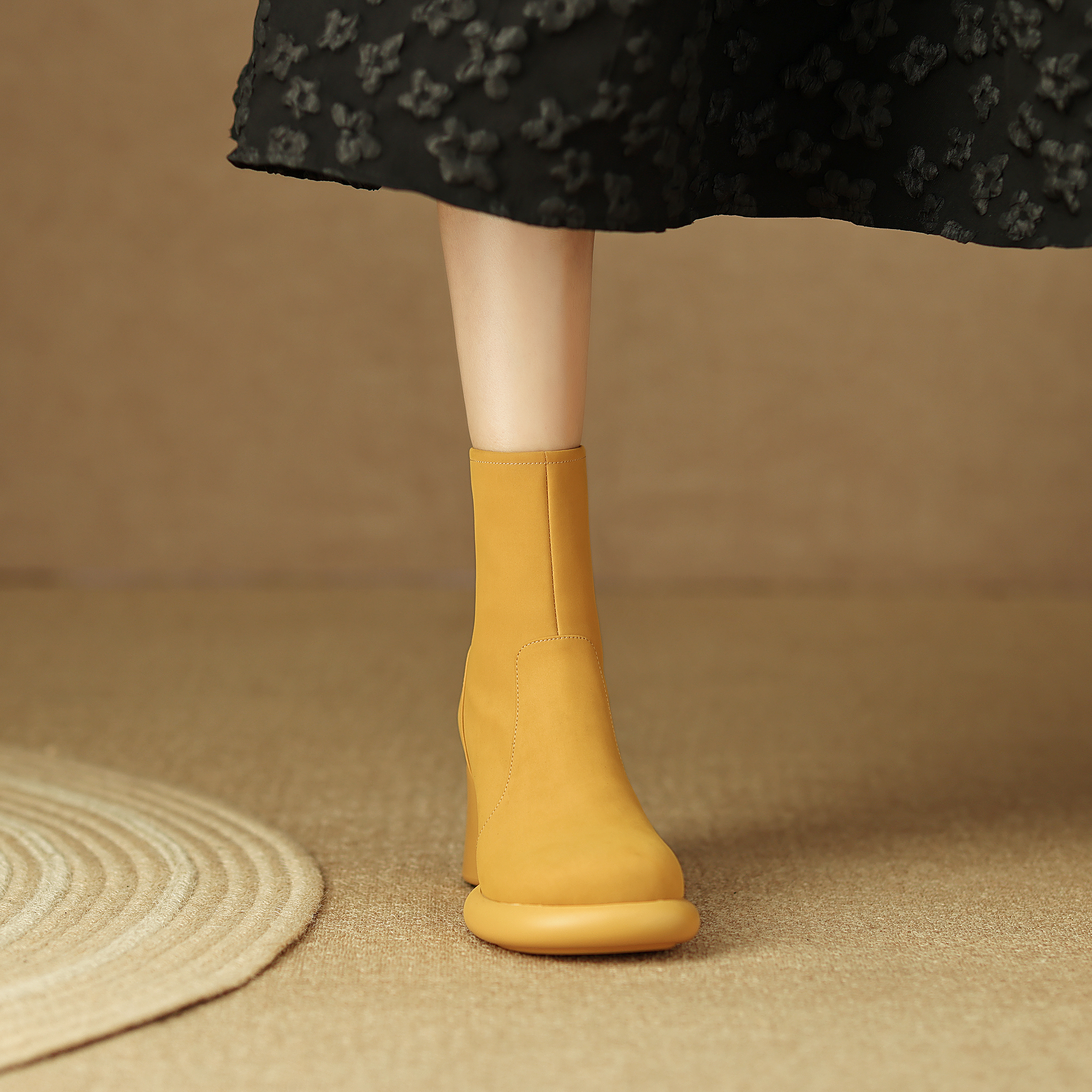 131-215-牛皮鞋面-猪皮内里-猪皮鞋垫-橡胶大底-跟高8cm