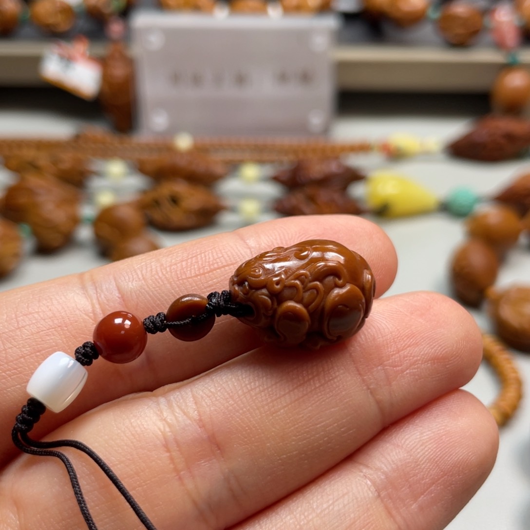 橄榄核吊坠Hhediao·Hhediao