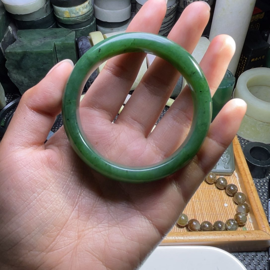 未镶嵌和田玉珠宝半成品