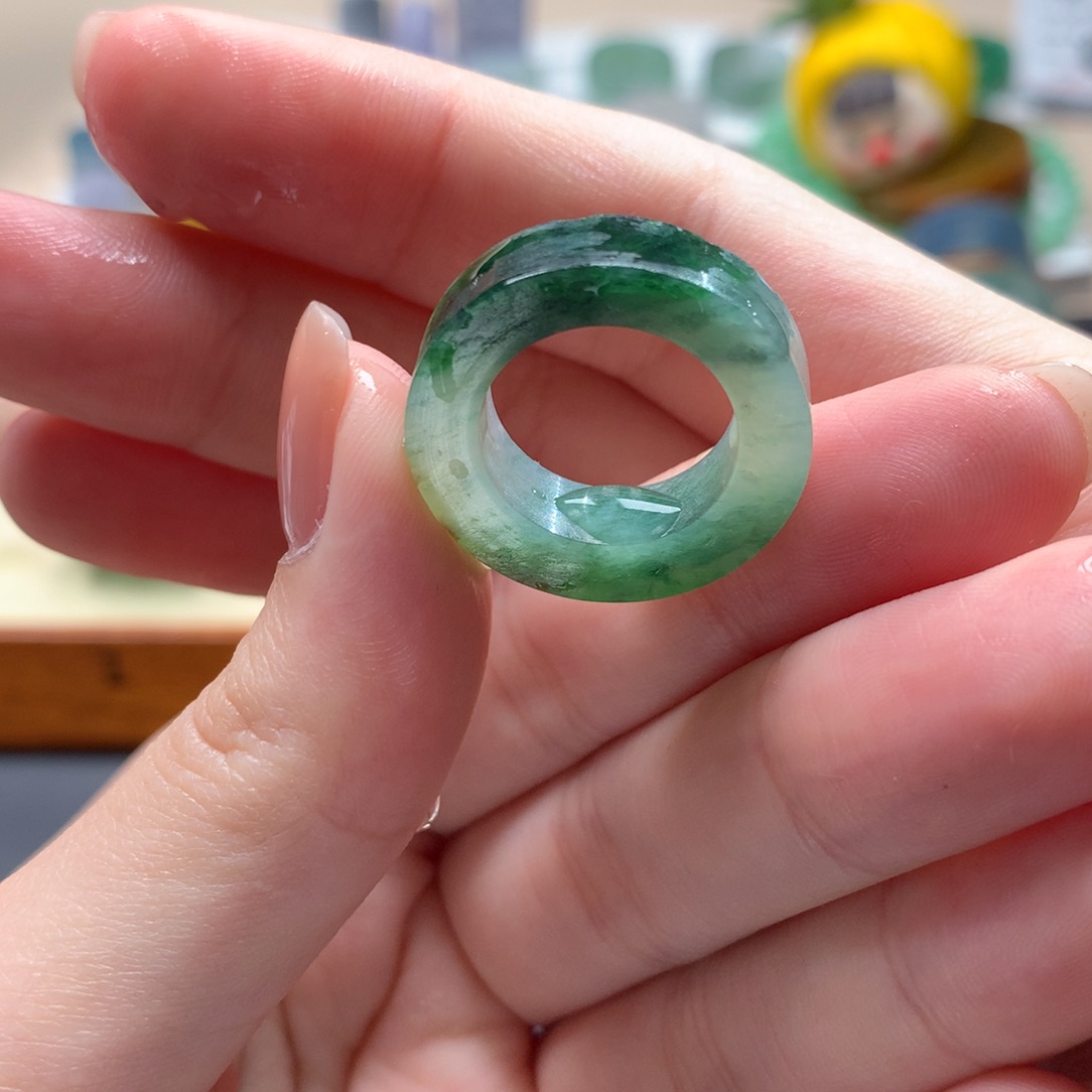 定制翡翠未镶嵌捡漏2 冰绿小圈 9-11