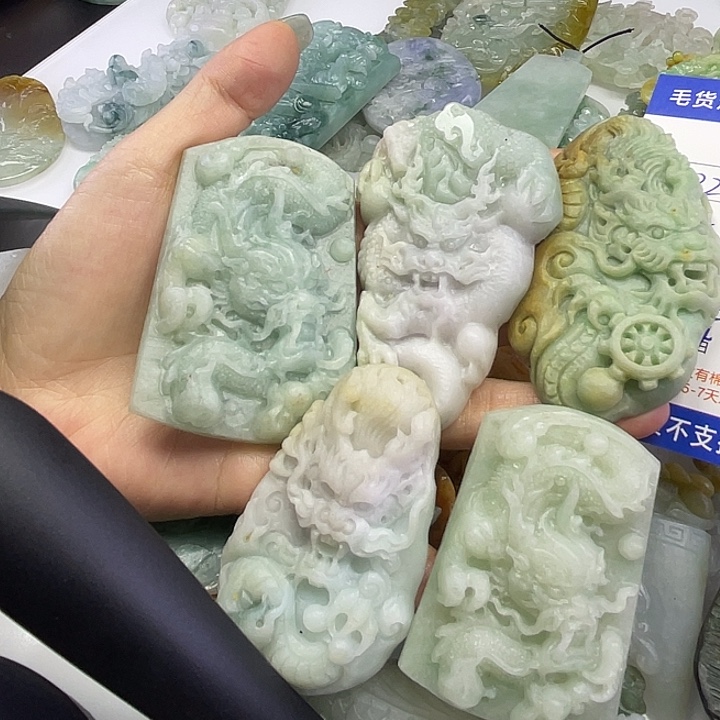 繼***`定制翡翠未镶嵌24-7