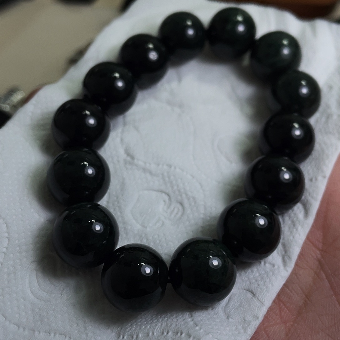 翡翠未镶嵌颈饰翡翠16