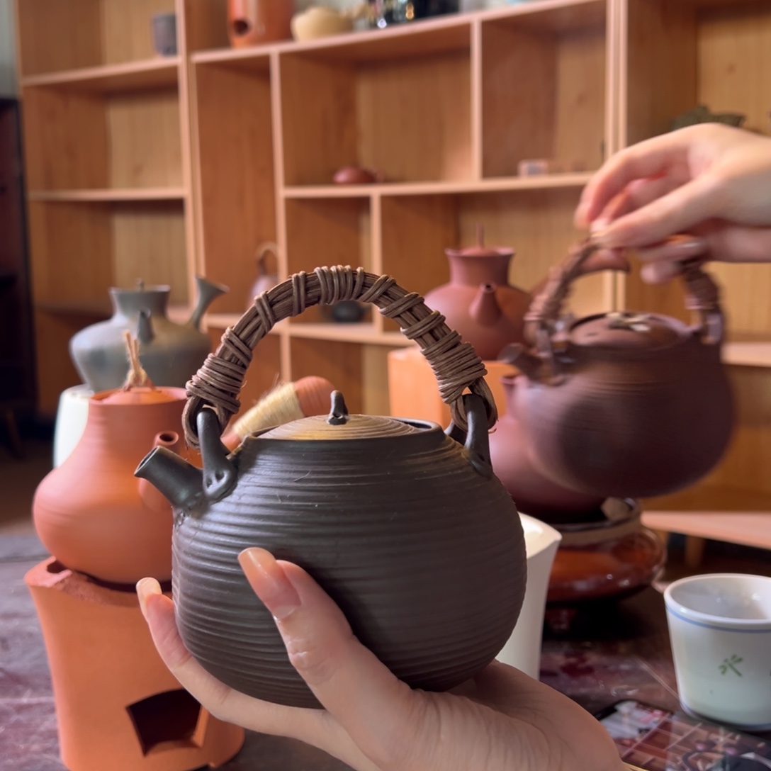 建***制陶深色小荷包500cc111