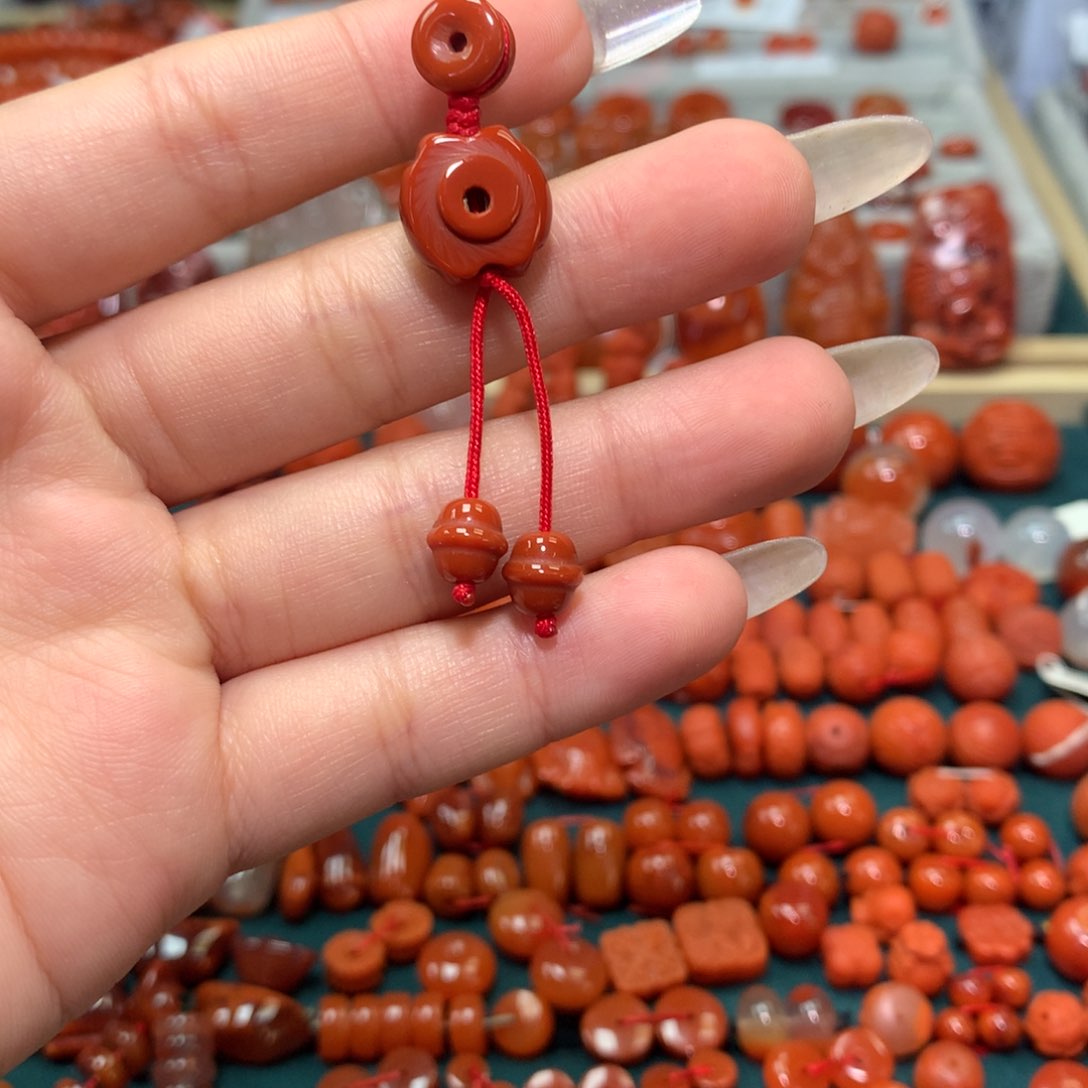 【闪购商品】南红玛瑙挂件未镶嵌