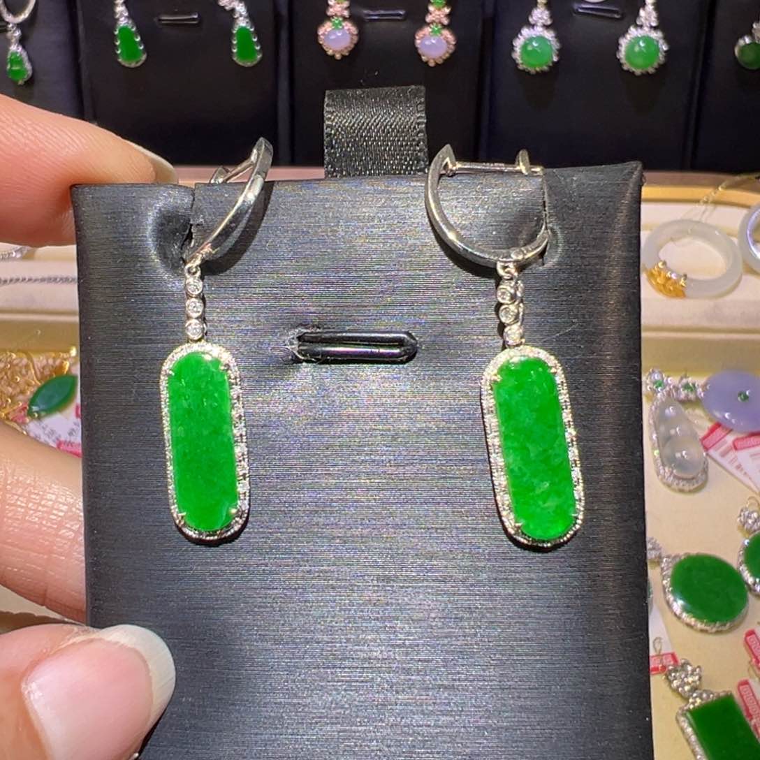 翡翠颈饰18K金镶嵌耳环