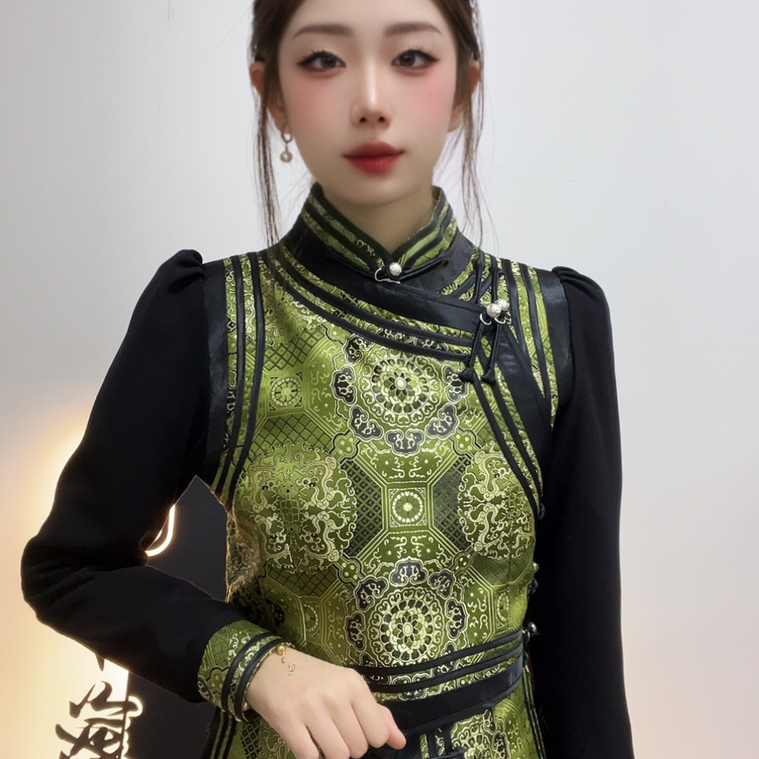 闪电购新款绿色纱袖L