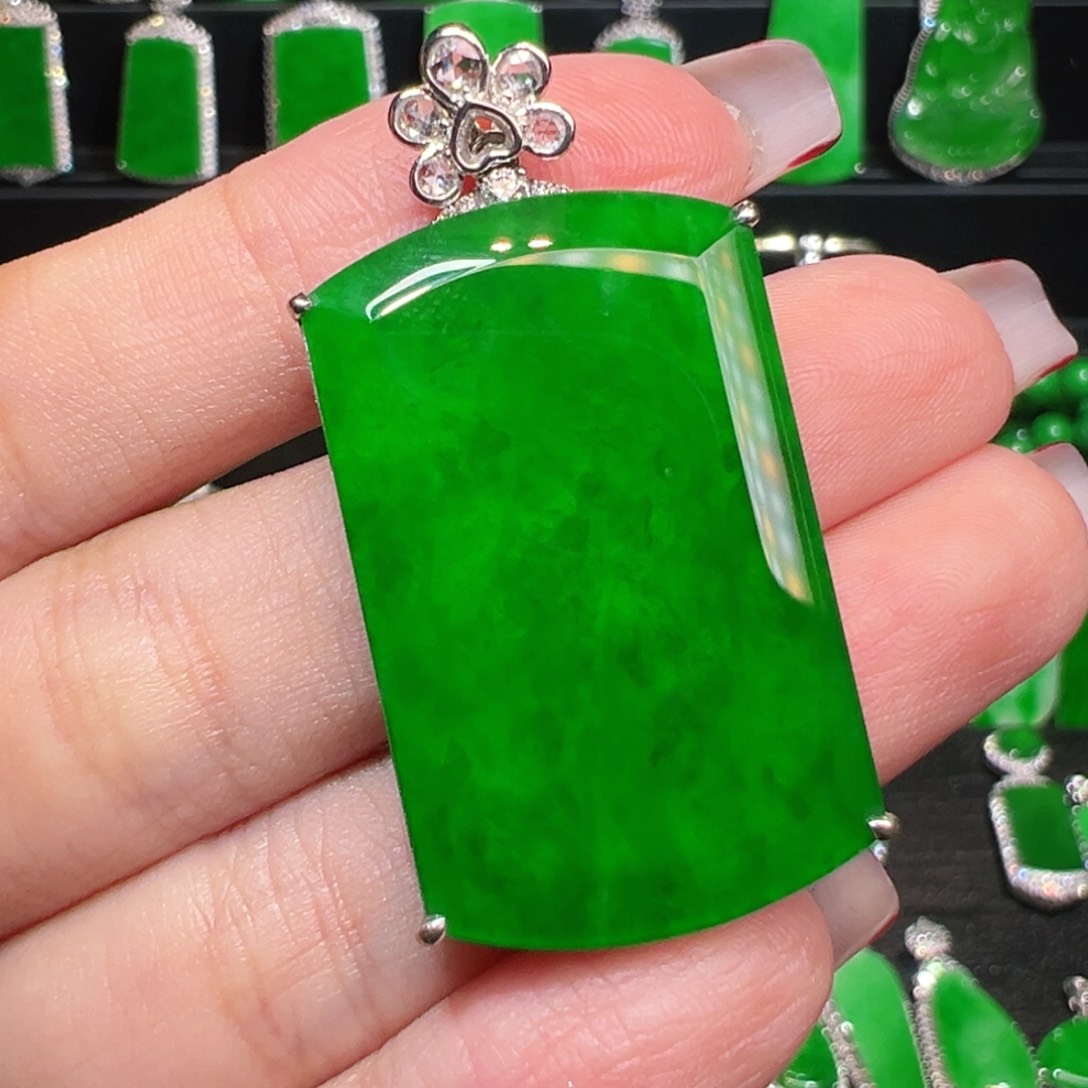 翡翠吊坠(不含链)未镶嵌