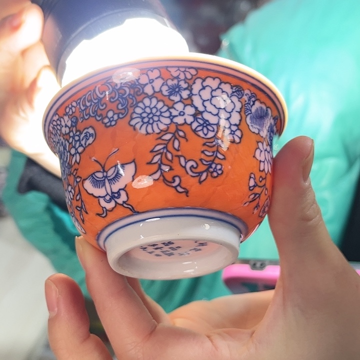 瓷片//////景德镇陶瓷杯。红。