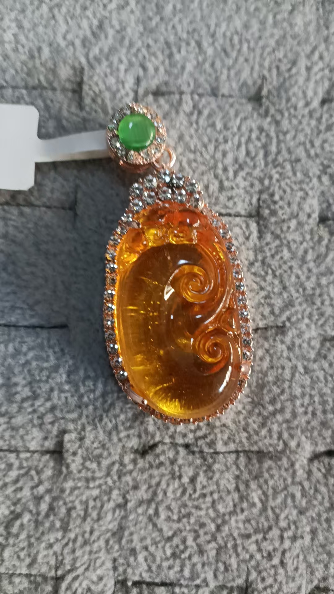 XM1黄色如意吊坠