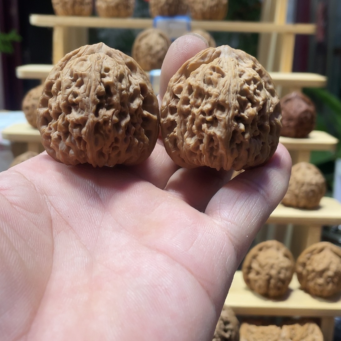 黑***哥吊坠文玩核桃文玩核桃南将石