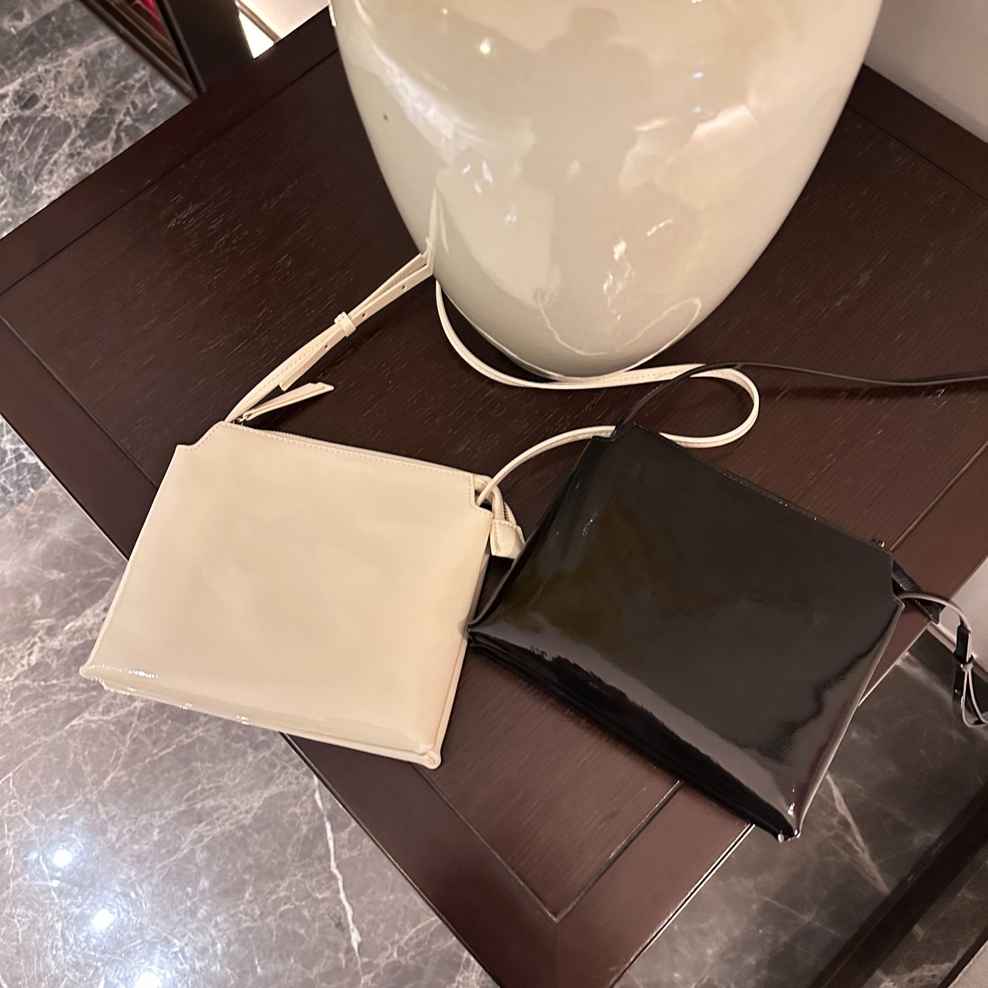 子蓉【811】特价简约黑白两色小包