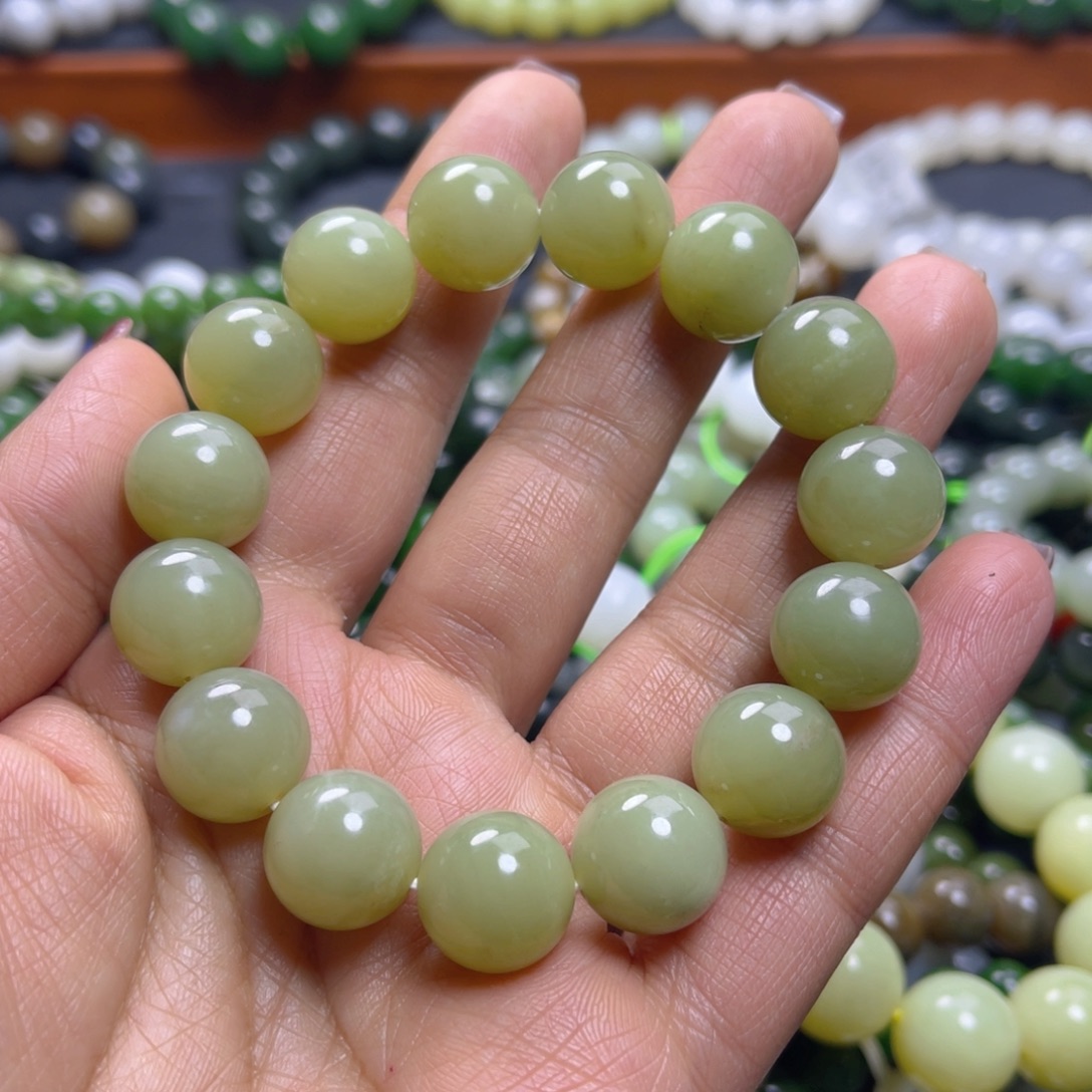 和田玉未镶嵌手链