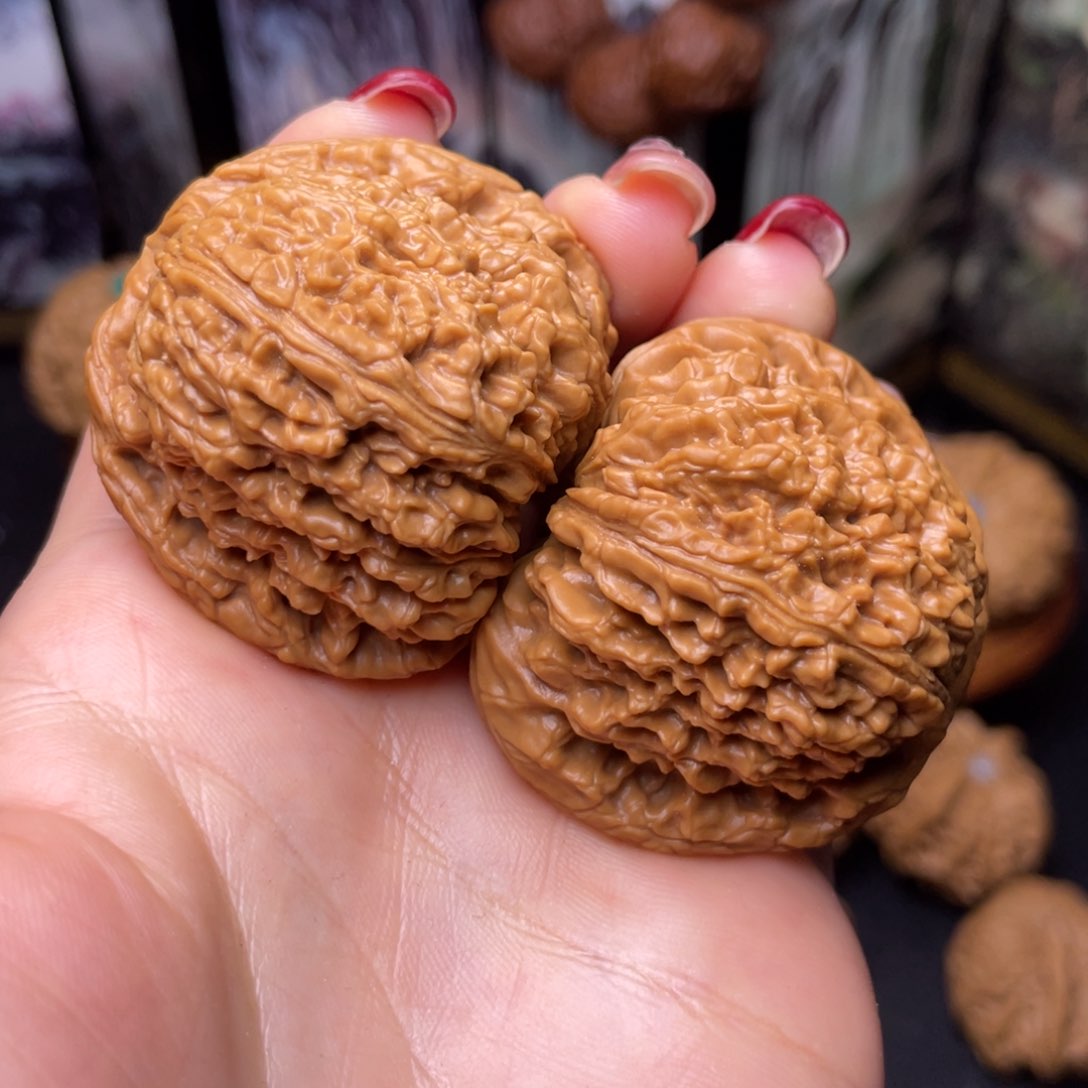 文玩核桃把件44全品南疆石