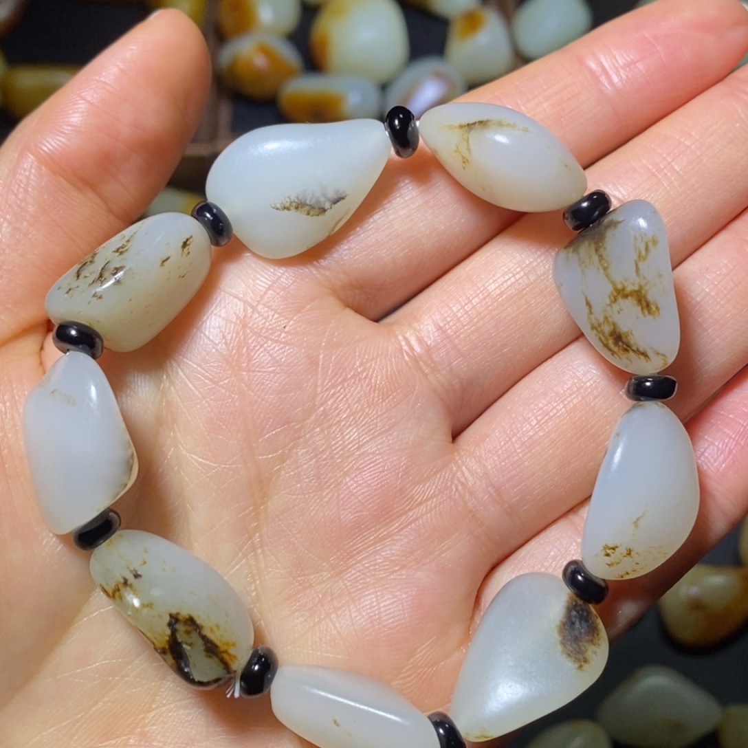 和田玉未镶嵌手链