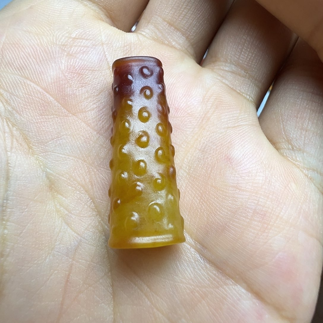 @***亲和田玉（糖玉）未镶嵌颈饰