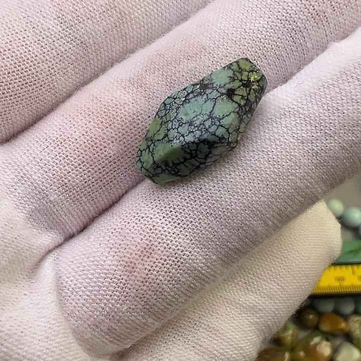 南红玛瑙未镶嵌珠宝奇石