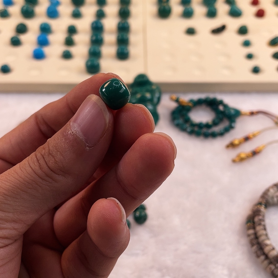 绿松石未镶嵌耳饰