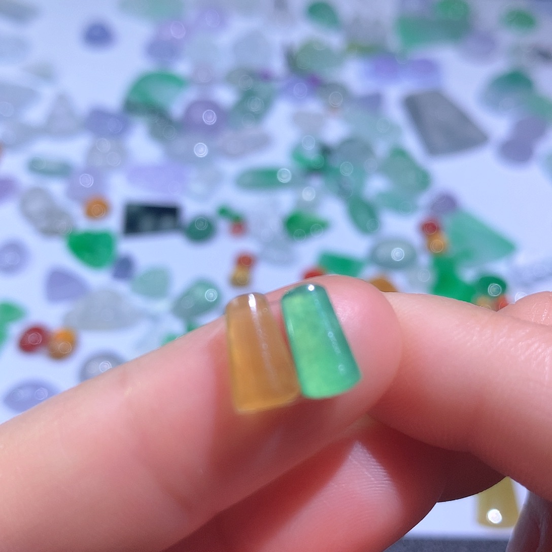 翡翠颈饰未镶嵌柱子