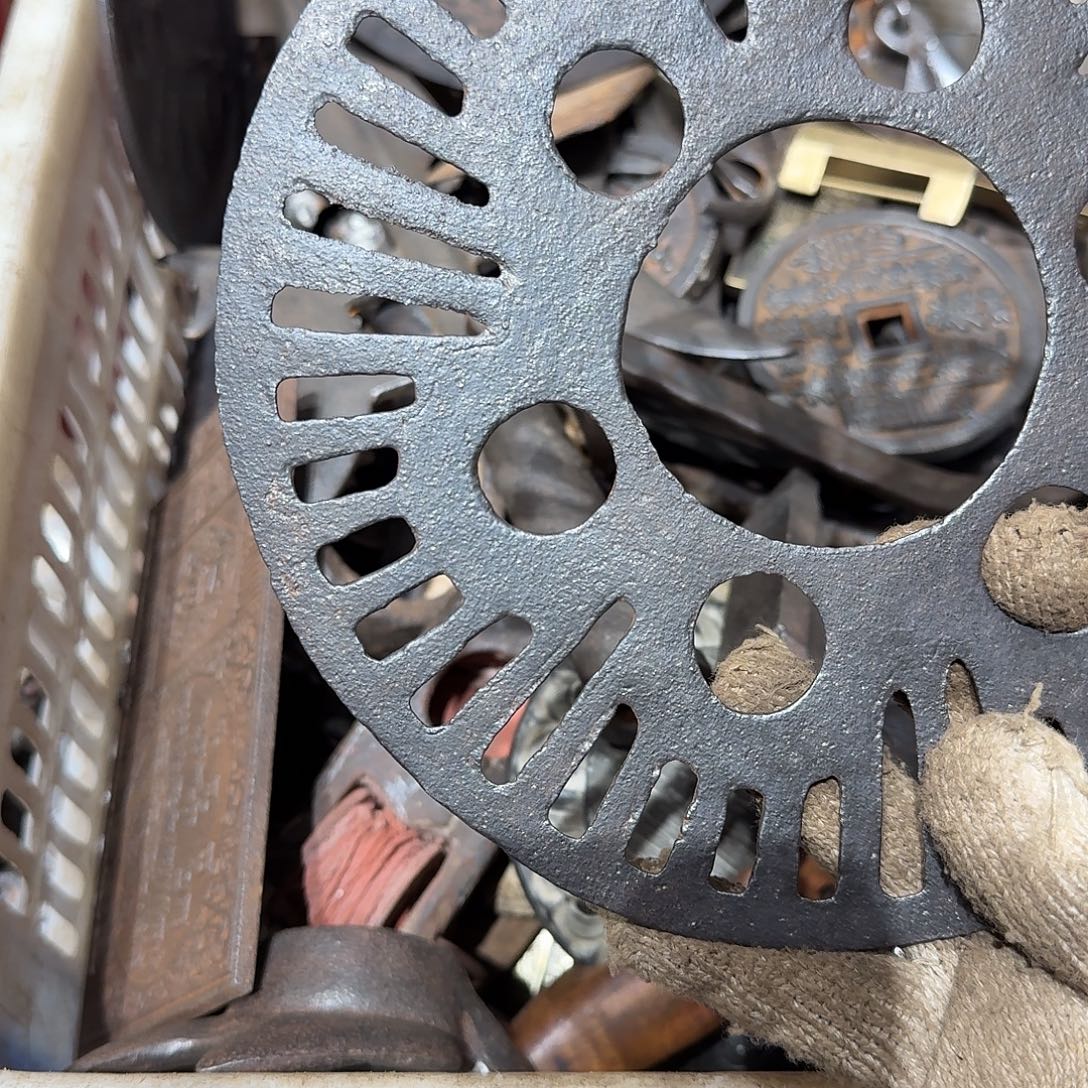 沐***白一物一图，工艺品。