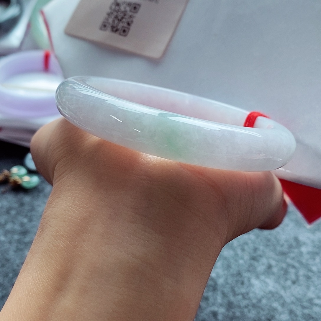 未镶嵌手镯翡翠58.1淡春彩