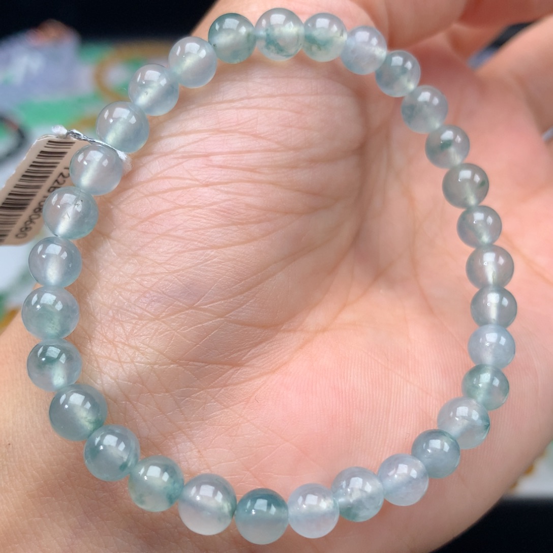 未镶嵌翡翠手链卡