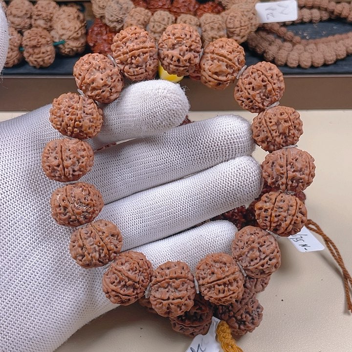 金刚菩提手串20原生态七瓣
