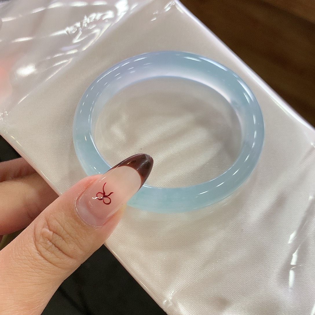 翡翠未镶嵌手镯（贵妃镯）26号 高冰蓝贵妃捡漏！