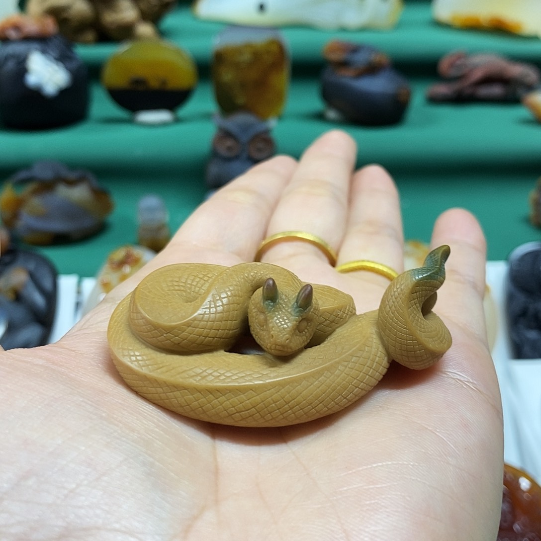 玛瑙/玉髓颈饰未镶嵌?****1