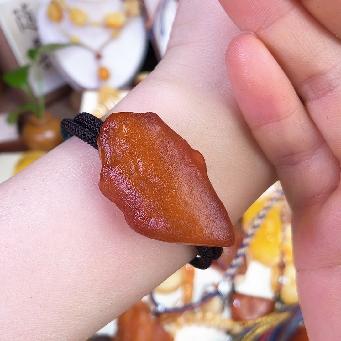 琥珀珠宝奇石未镶嵌我