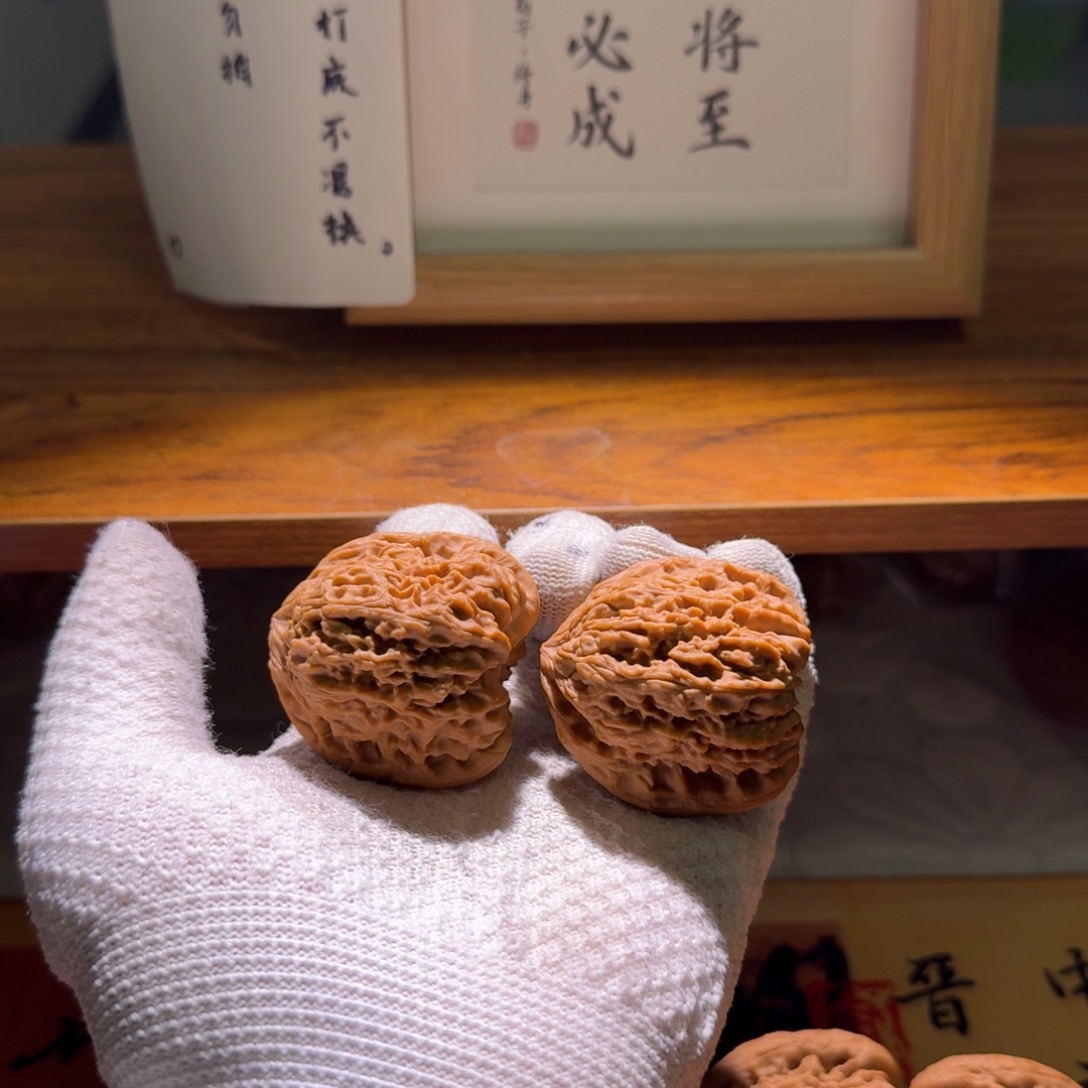 吊坠文玩核桃41三角拉丝窝头南疆石