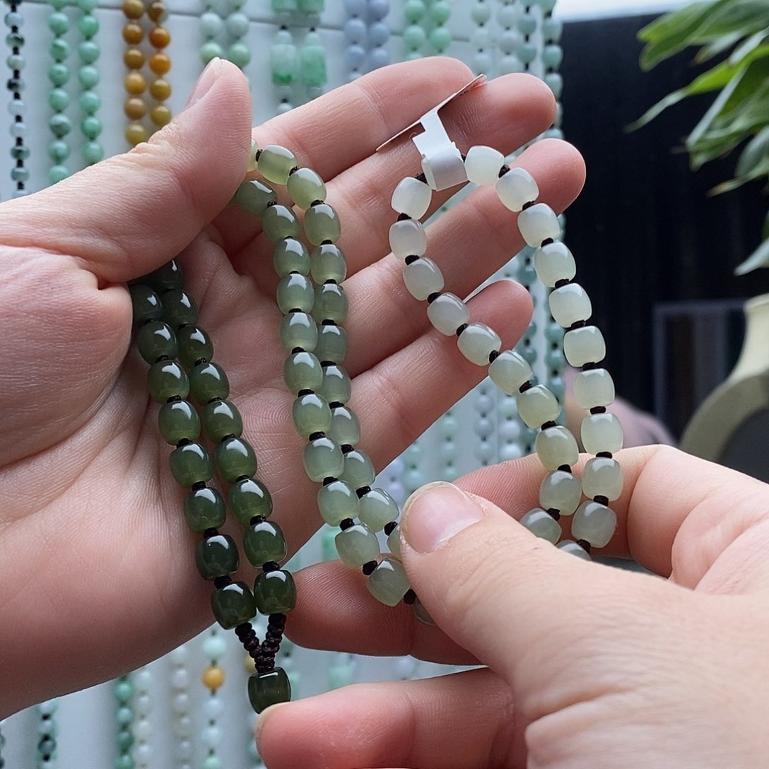 小***M和田玉未镶嵌车挂