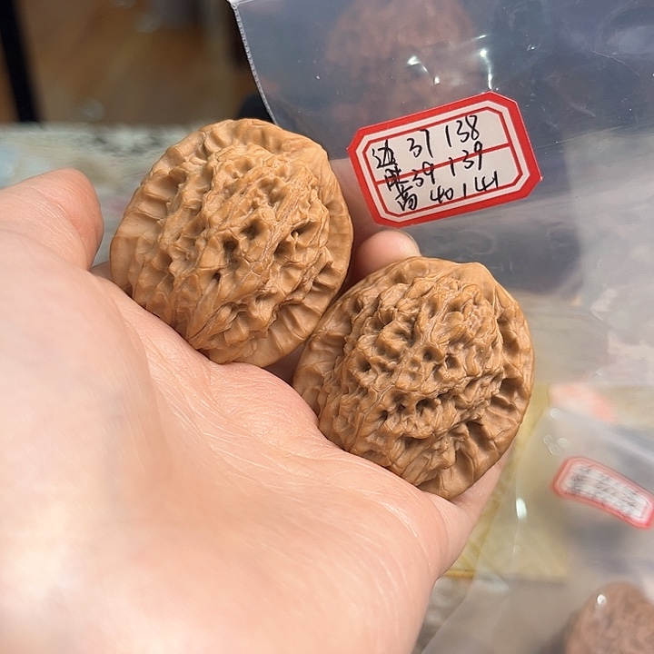 文玩核桃把件非嫁接马老四