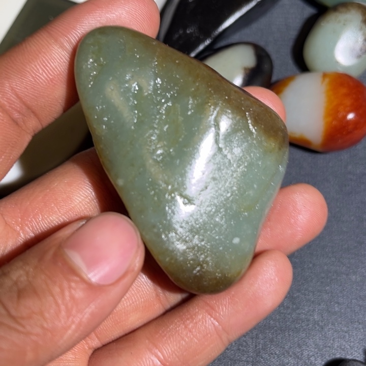 和田玉未镶嵌吊坠(不含链)