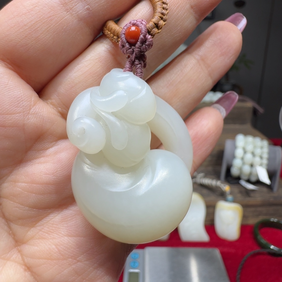 和田玉手串未镶嵌