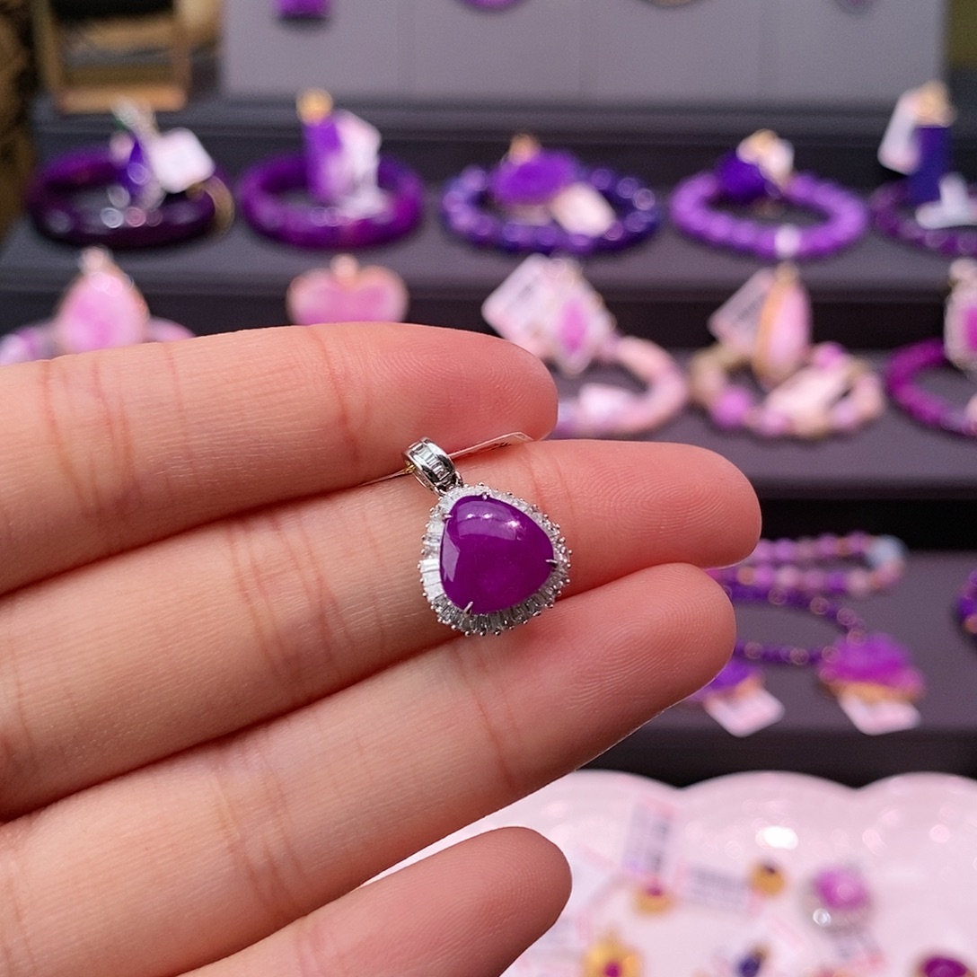 苏纪石（舒俱来）18K金镶嵌吊坠(不含链)