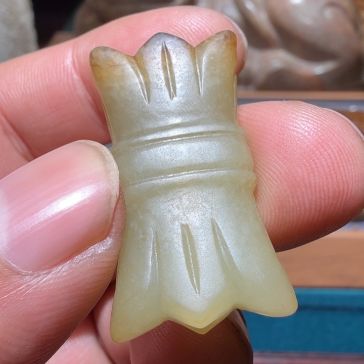 葡***师和田玉（糖玉）未镶嵌颈饰