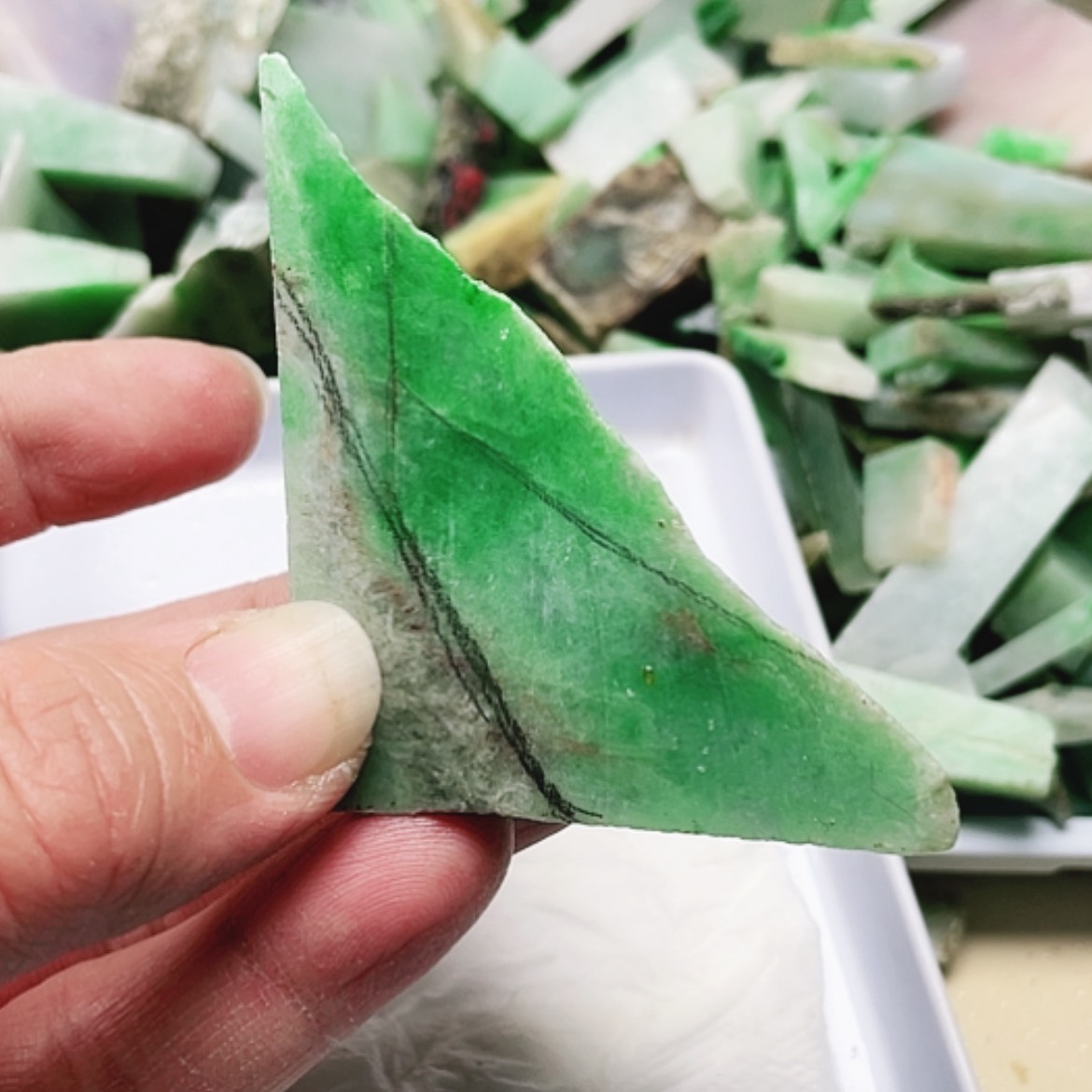 【闪购商品】翡翠颈饰未镶嵌A货