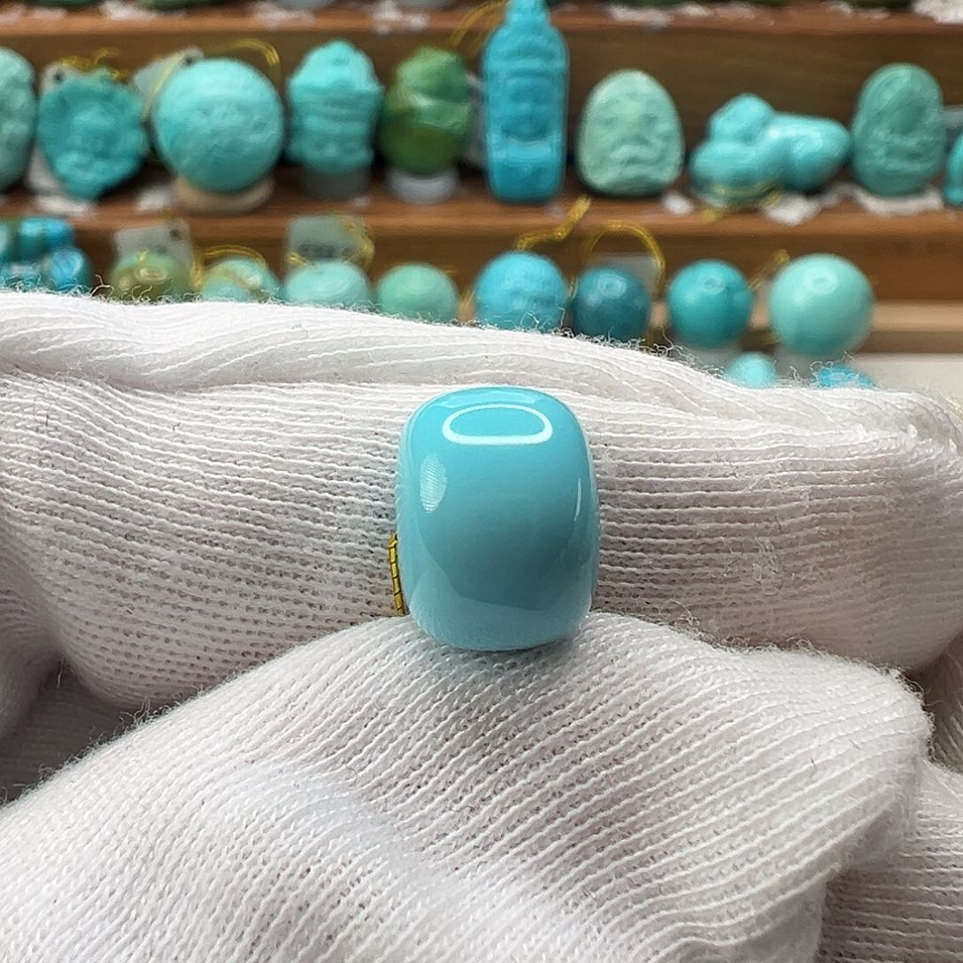 绿松石配饰未镶嵌