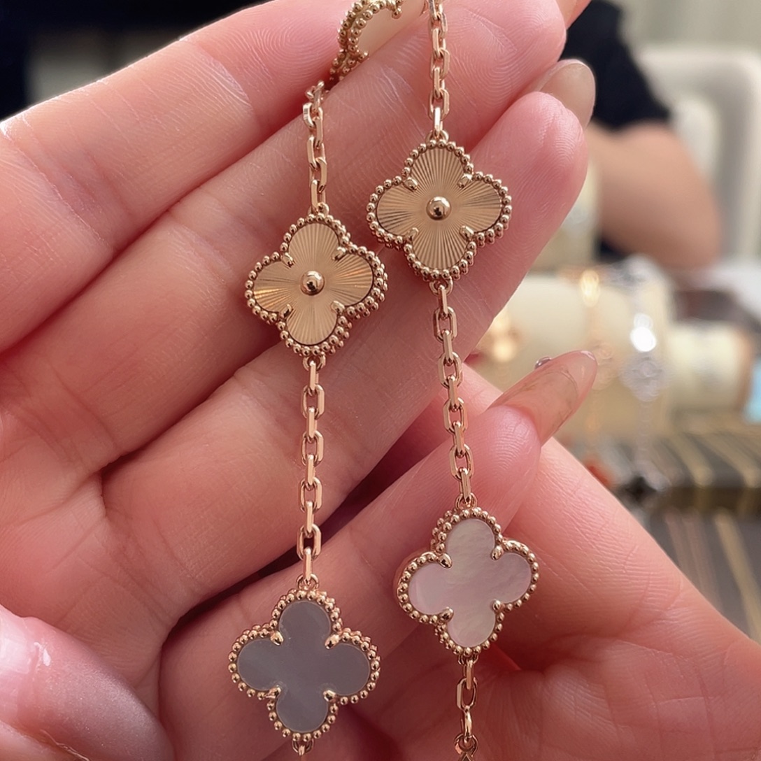 18K金镶嵌手链贝壳（贝母）玫瑰色